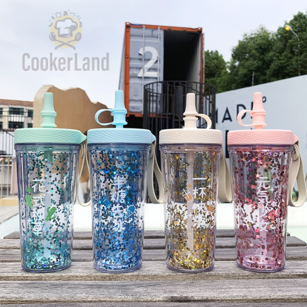 Quicksand Water Cup (流沙吸管水杯）
