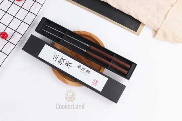 Japanese Wenge Wood Chopsticks Set (文阁木筷套)