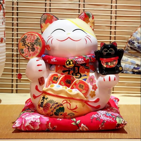 Lucky Fortune Cat (招财猫)