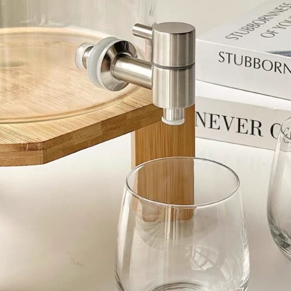 Glass Juice Dispenser with Wooden Stand 玻璃果汁桶