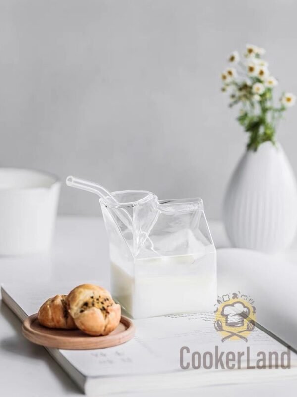 Glass Milk Bottle 玻璃牛奶盒
